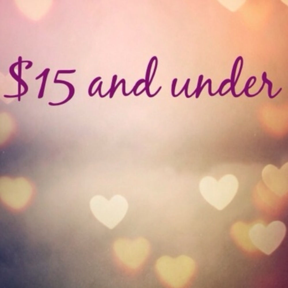 MOST TOPS&DRESSES $15 or less🌸💗